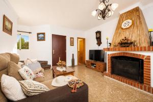 Villa Alvarez