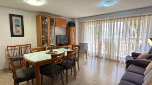 Ap BERMUDAS GANDIA - Solo familias