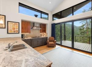Pineview Panorama Luxe Retreat 20 Mins 2 Boulder