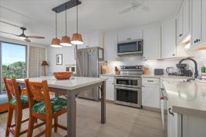 Puako Beach 309 Oceanview 3BR Condo