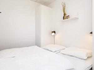 8 person holiday home in Rømø