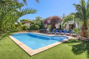 Villa Punta des Port Quince by Villa Plus