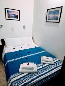 Rooms Mike Paros