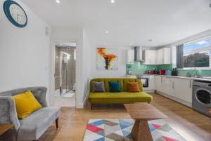 Garland Stylish Apartment 1 in Greater London