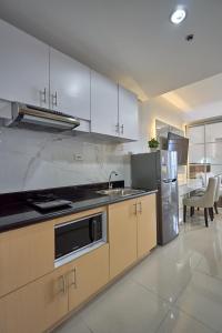 Skyline Fern at Grass Residences SM North EDSA