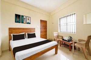 Hotel O Savi Rooms