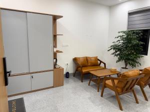 Mai Corner