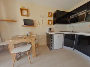Appartement calme avec balcon - 4 pers. - FR-1-834-33