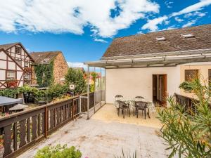 Alluring Holiday Home in Ernst with Balcony