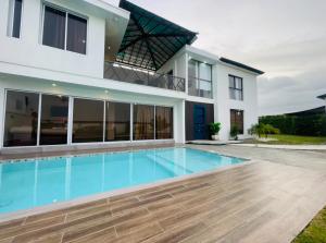 Villa renacer