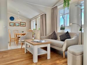 Komfortable Ferienwohnung in Sellin mit Balkon
