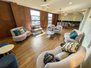 Equipetrol Suite, Pool, Confort