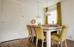 Pet Friendly Home In Uitgeest With Wifi