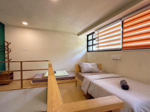 1R1B-The Cradle Families Room-4Pax-JR Homestay Loft Room 1