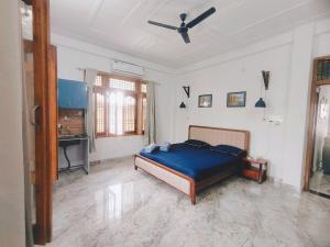 Gayatri Villa near BHU seer Ravidas Mandir Varanasi