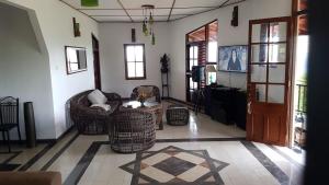 Star Nest 2BR Villa with Mountain Views