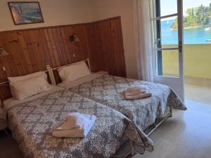 Nikolas sea view studios Agnibay