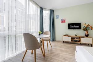 Bright Kapana Studio | Walk to Old Town