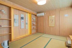 Namba LiveHouse - Room 601