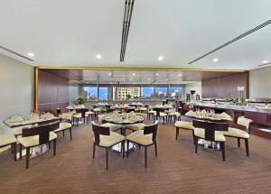 The Curve Hotel