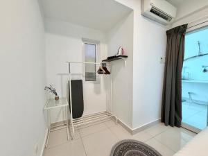 Maritime Suite #Seaview with sunrise #Water filter machine #ultimate entertainment stay #Georgetown #6pax duplex unit #Private host