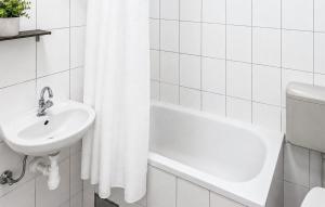 Nice Apartment In Mimice With Wifi