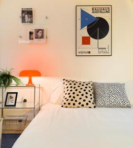 Sillim Seoul National University 5 Min Gangnam 20 Min Jamsil Seongsu Hongdae 2BR Sleeps 4