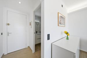 AwayDays - Studio 100m from the beach with WIFI