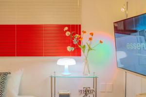 Sillim Seoul National University 5 Min Gangnam 20 Min Jamsil Seongsu Hongdae 2BR Sleeps 4