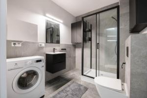 Stylowe Studia niedaleko Stacji Kolejowej by Noclegi Renters