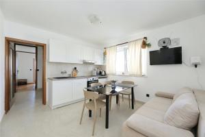 Renovated Beachfront Apartment - Zadar - Privlaka