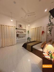 Kailasha Inn-By Safarnama Stays 300mts from Baba Baidyanath Temple