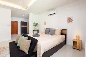 Spacious Suite in Nimman, HEART of Chiang Mai