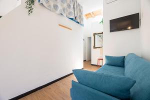 JOIVY Brand New 1-Bedroom Flat with Balcony next to the Bay of Silence