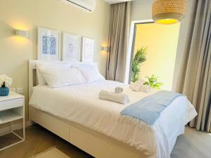 3 KJ One Bedroom Apartment in the Village Centre