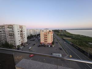Apartament la 1 minut de mers pa jos păna la Cluburii