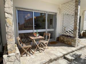 Praia da Areia Branca Apartment Near the Beach