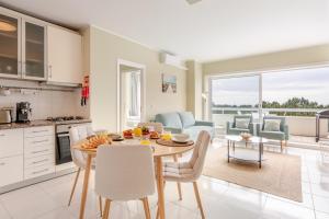 Ocean Bliss - Beach & BBQ Apartment