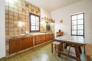 Estay - Sunny Holiday Villa - Garden & Parking