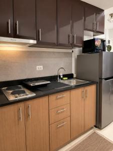 Modern Studio Across NAIA T3 Pool Access & Netflix