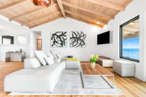 Front Row to the Pacific - Bird Rock 3BR
