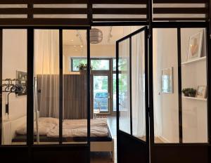 Stylish Designer Apartment in Prenzlauer Berg - Katy
