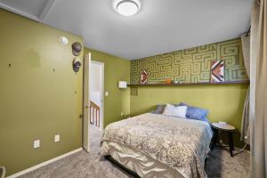 Pet friendly 2 bed in CDA
