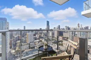 Stunning Family-Friendly Parking & City Views