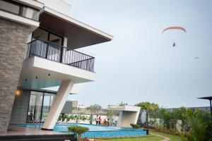 JD Beach Vacay - Luxury Beach View Villa