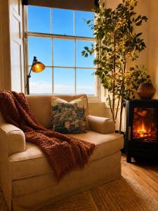 Edinburghs Most Central Location Apartment Sleeps Four