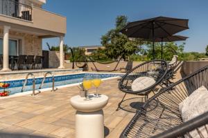 Holiday Home Solea with pool