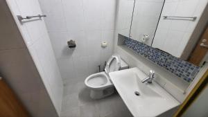 2-2508 #Gangnam Stn, 5-min #Yeoksam Stn, 3-min #OTT #Concierge Gangnam Managed