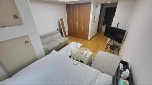 2-2508 #Gangnam Stn, 5-min #Yeoksam Stn, 3-min #OTT #Concierge Gangnam Managed