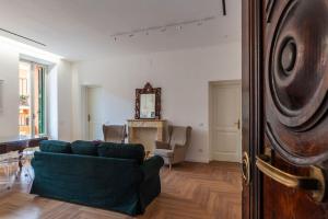 GuestHost - Elegant Apartment near Villa Torlonia